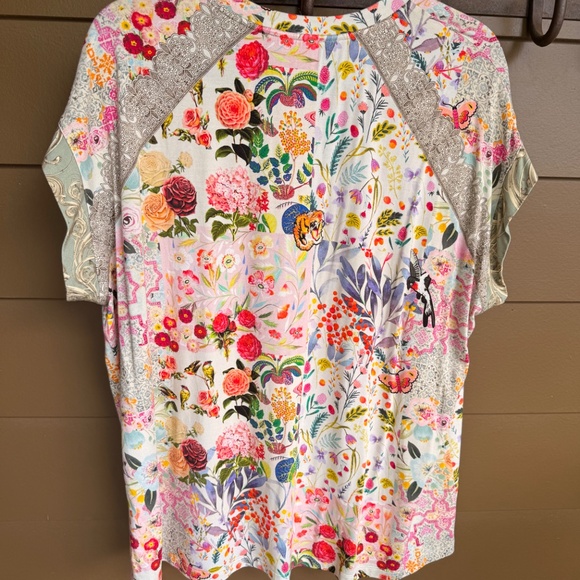 Johnny Was Bamboo Top - Picture 3 of 10